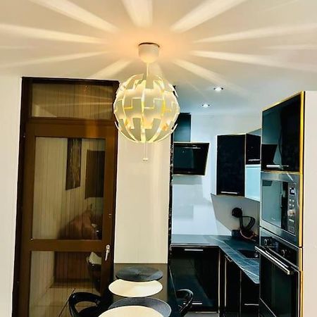 Appartement Moderne Vieille Ville Parking Gratuit Annecy Bagian luar foto