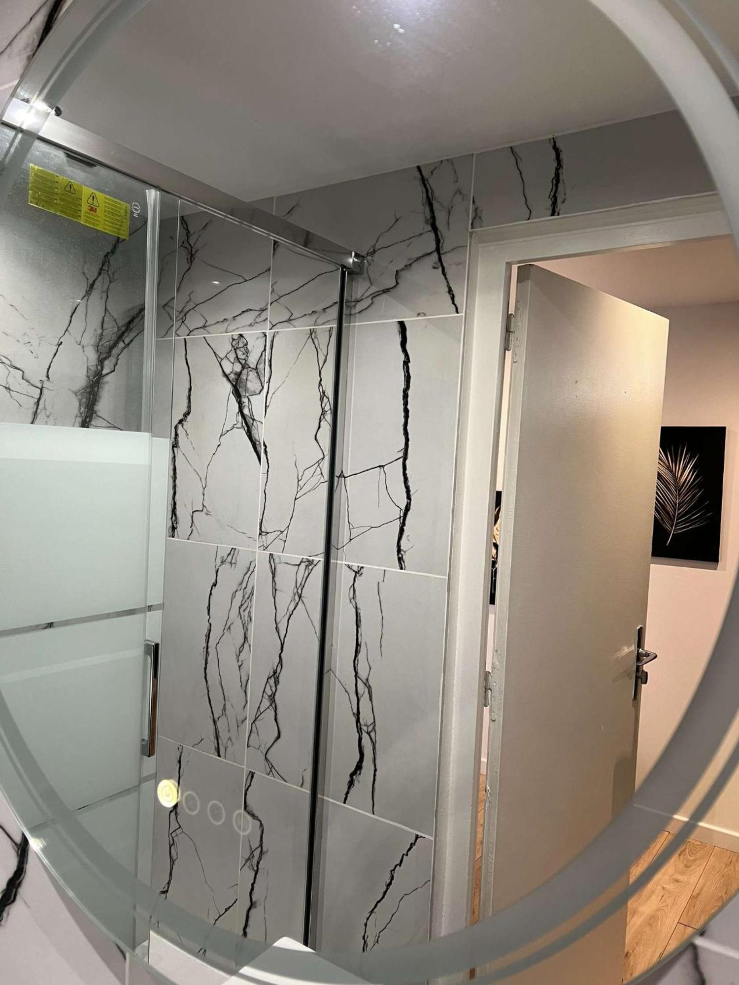 Appartement Moderne Vieille Ville Parking Gratuit Annecy Bagian luar foto